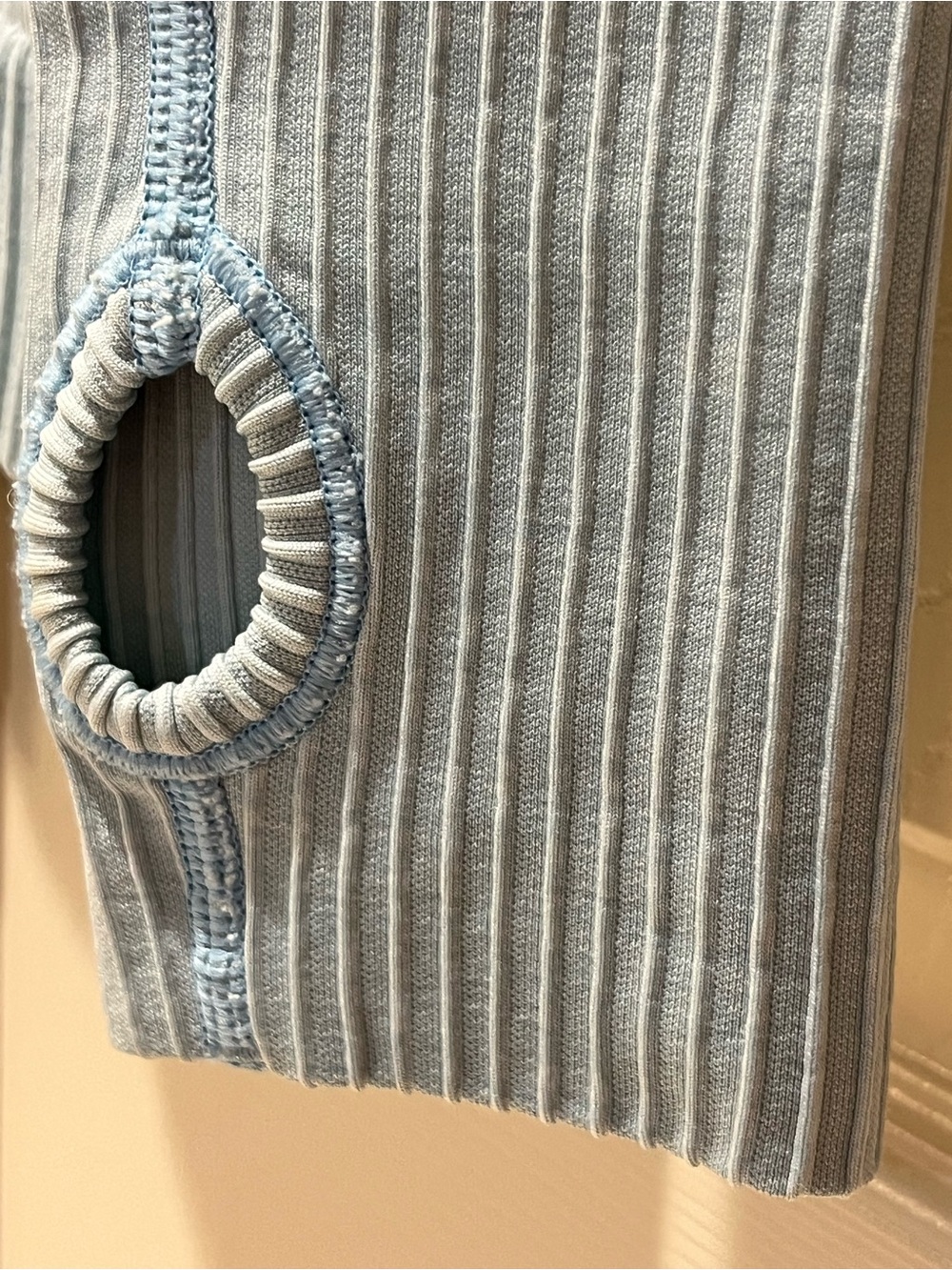 lululemon Rest Less Light Blue Crewneck Pullover size 4 - Picture 7 of 10